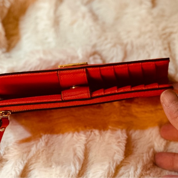 Beautiful Kate Spade Snap Wallet - Picture 8 of 10